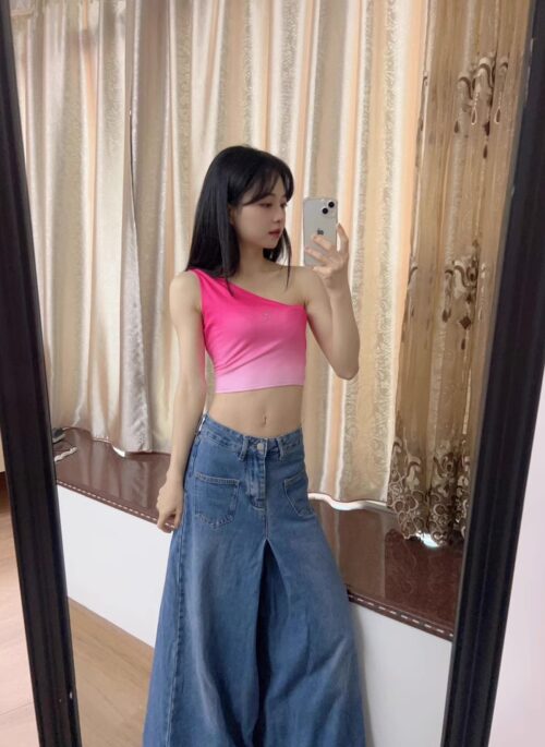 Pink Gradient Asymmetric Crop Top | Ningning - Aespa