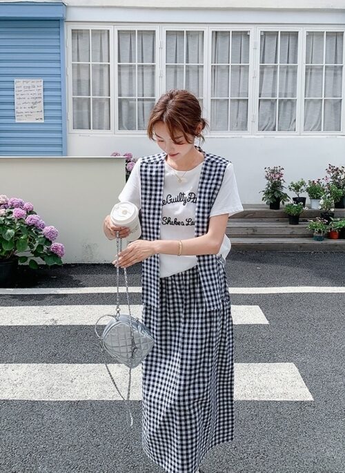 Plaid Embroidered Sweater And Skirt Set With Shawl