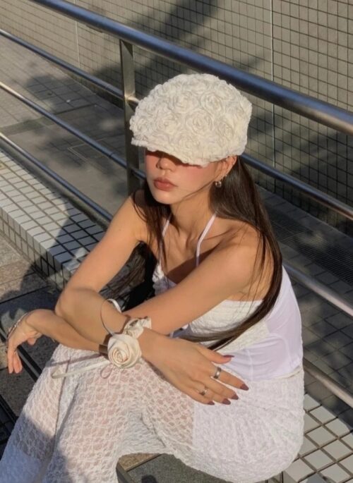 White Rose Textured Beret Hat | HyunA