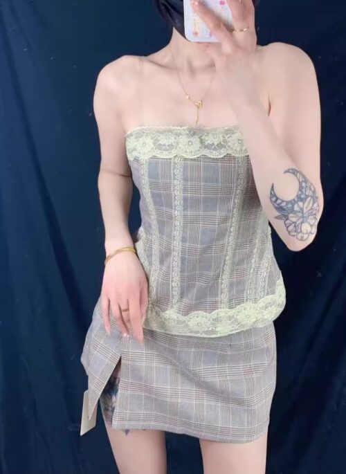 Grey Lace Plaid Tube Top | Manon - KATSEYE