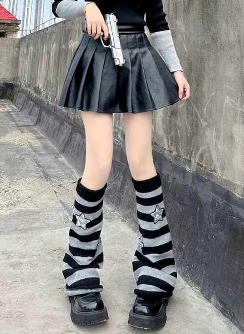 Grey Stars Stripe Leg Warmer | Lara - KATSEYE
