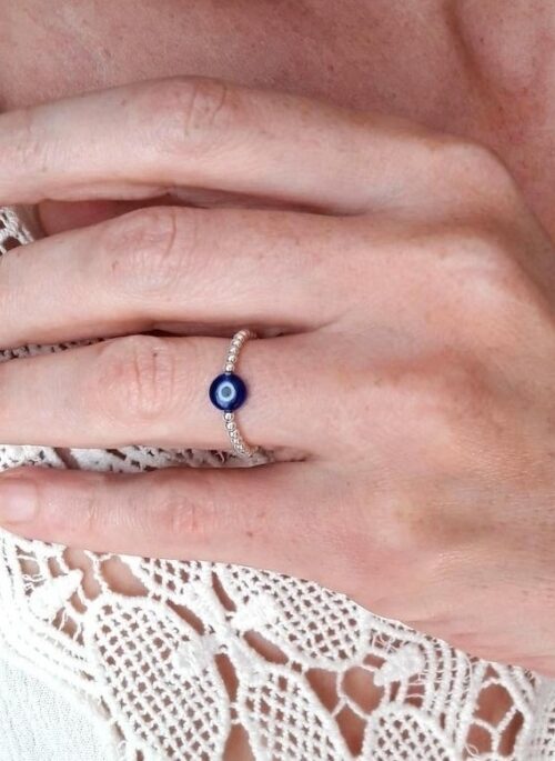 Silver Beaded Evil Eye Charm Elastic Ring | Jeno – NCT