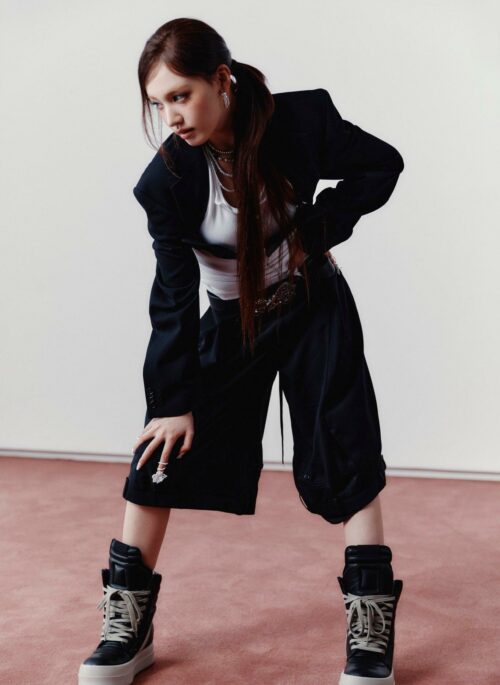 Black Contrasting High-Top Sneakers | Liz – IVE
