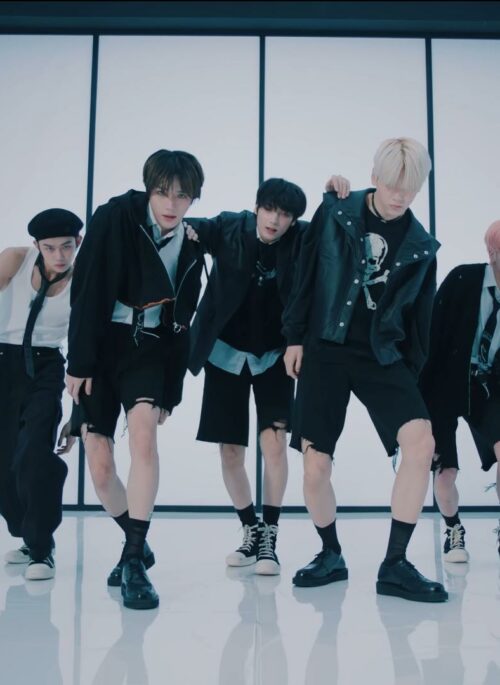 Black Ripped Edge Shorts | Soobin - TXT