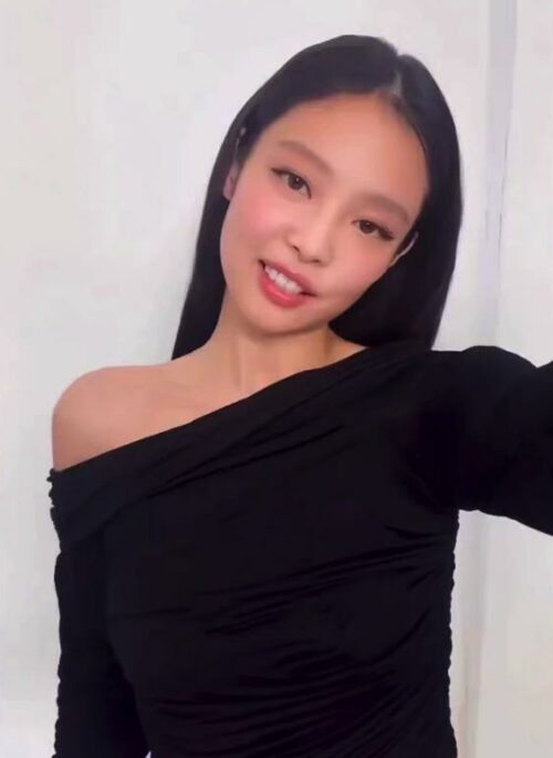 Black Ruched One Shoulder Top | Jennie – BlackPink