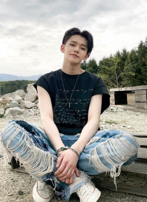 Blue Distressed Patchwork Jeans | Yeonjun – TXT