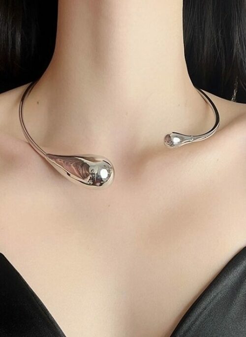 Silver Drop Choker Necklace | Gaeul - IVE