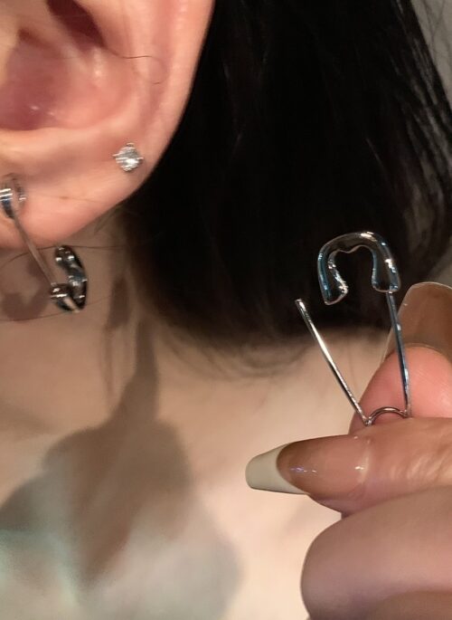 Silver Safety Pin Earrings | Jihoon – Treasure